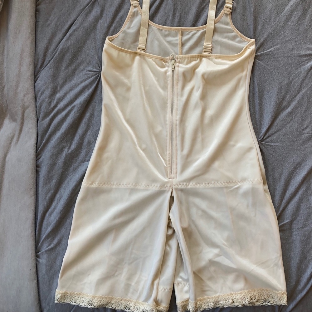 吏‍♀️Waist Shaperz - Stomach to Thighs, sz XL吏‍♀️
